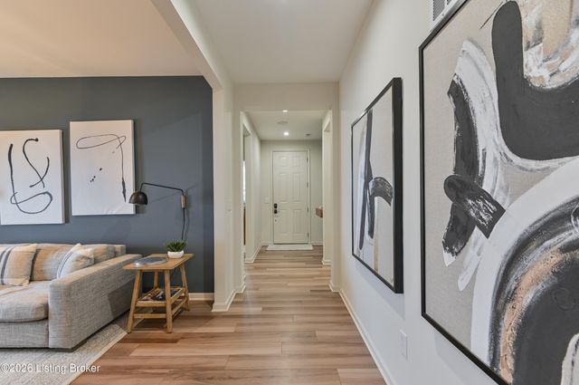 3602 Fordham Park Dr, Louisville, KY 40245