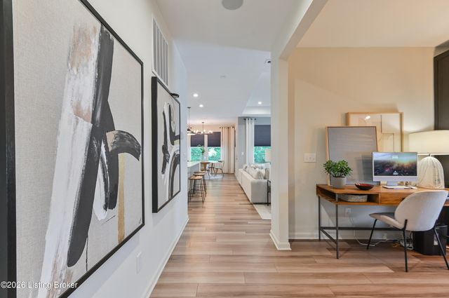 3602 Fordham Park Dr, Louisville, KY 40245