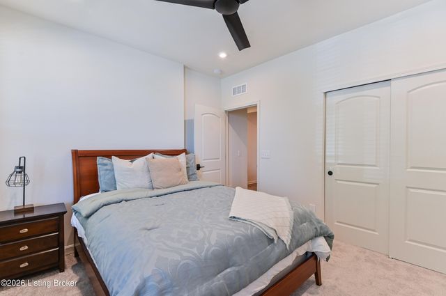 3602 Fordham Park Dr, Louisville, KY 40245