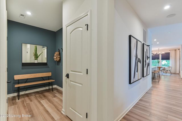 3602 Fordham Park Dr, Louisville, KY 40245