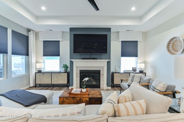 3602 Fordham Park Dr, Louisville, KY 40245