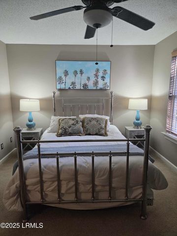 1105 13th St Apt B, Port Royal, SC 29935