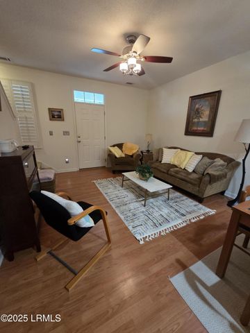1105 13th St Apt B, Port Royal, SC 29935