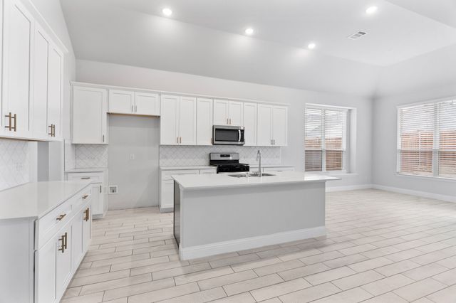 704 Fencerow Trail, Weston, TX 75009