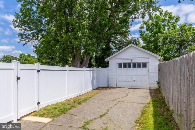 148 WASHINGTON AVE, Runnemede, NJ 08078