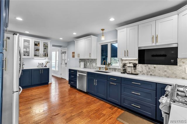 87 Lynncrest, Cheektowaga, NY 14225