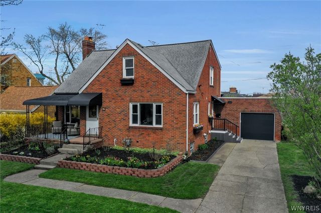 87 Lynncrest, Cheektowaga, NY 14225