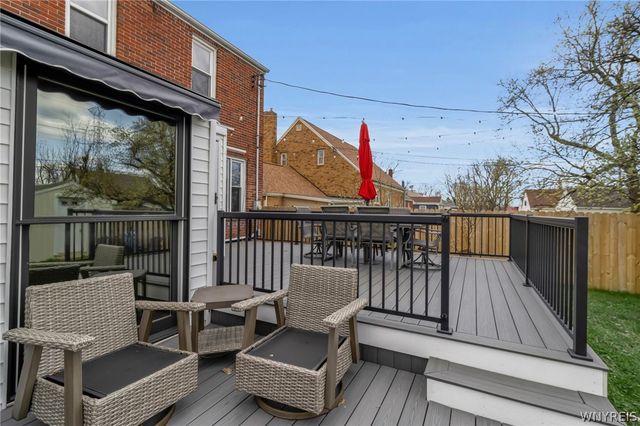 87 Lynncrest, Cheektowaga, NY 14225