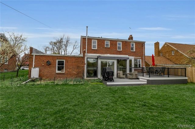 87 Lynncrest, Cheektowaga, NY 14225