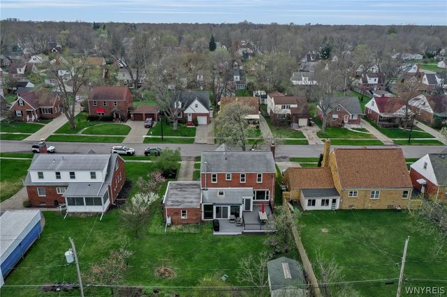 87 Lynncrest, Cheektowaga, NY 14225