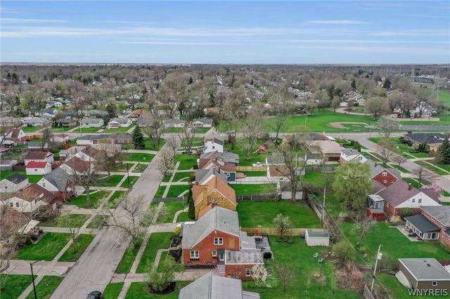 87 Lynncrest, Cheektowaga, NY 14225