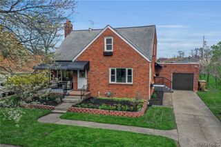 87 Lynncrest, Cheektowaga, NY 14225