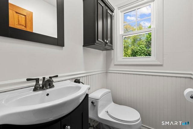 6 Highland Avenue, Seymour, CT 06483