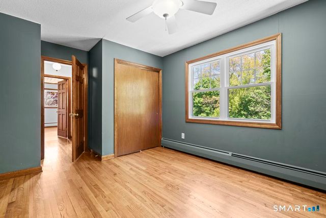 6 Highland Avenue, Seymour, CT 06483