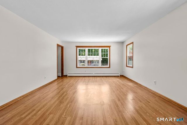 6 Highland Avenue, Seymour, CT 06483