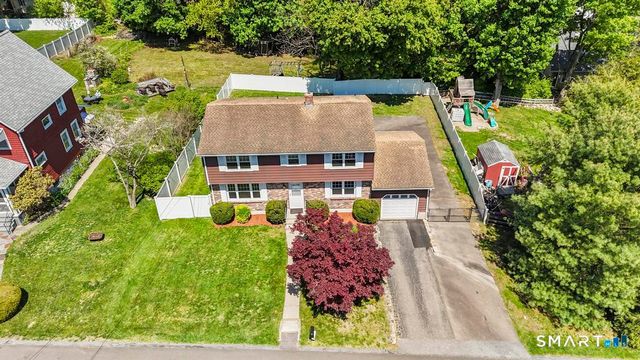 6 Highland Avenue, Seymour, CT 06483