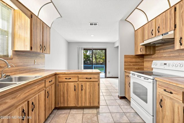 5336 JULINGTON FOREST Drive S, Jacksonville, FL 32258