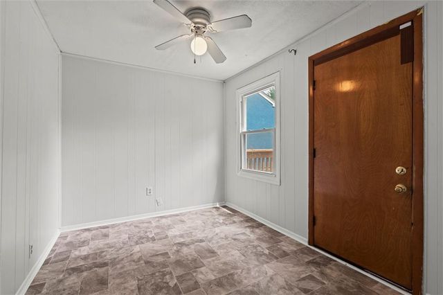 7135 Main Street, Kansas City, MO 64114