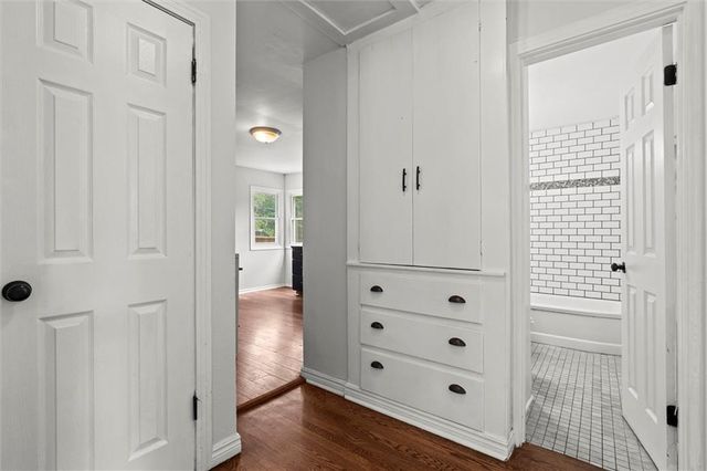 7135 Main Street, Kansas City, MO 64114