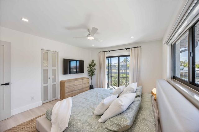 105 SINCLAIR STREET SE, Port Charlotte, FL 33952