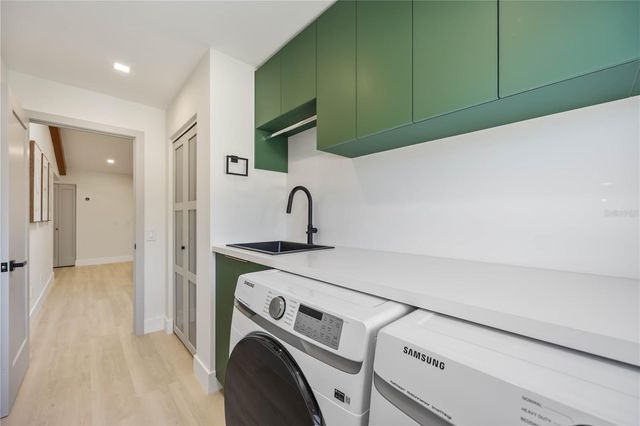 105 SINCLAIR STREET SE, Port Charlotte, FL 33952