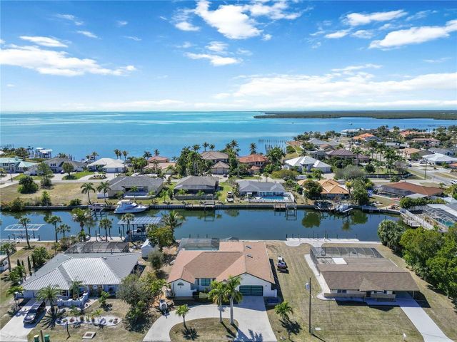 105 SINCLAIR STREET SE, Port Charlotte, FL 33952