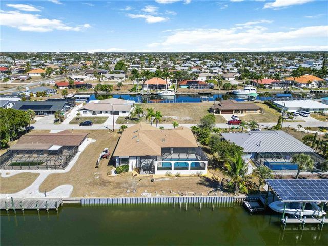 105 SINCLAIR STREET SE, Port Charlotte, FL 33952