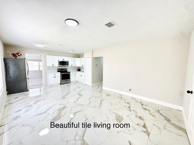 2931 NW 5th Court, Fort Lauderdale, FL 33311
