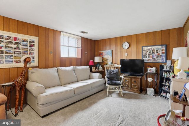 218 TIMBER GROVE RD, Reisterstown, MD 21136