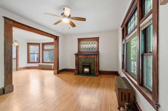 2535 Aldrich Avenue S, Minneapolis, MN 55405