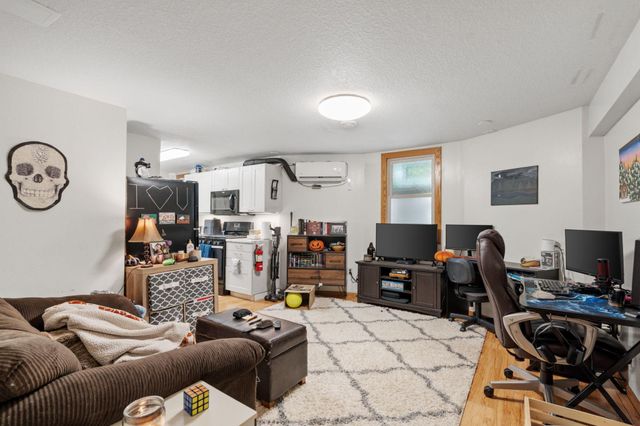 2535 Aldrich Avenue S, Minneapolis, MN 55405