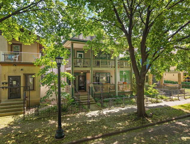 2535 Aldrich Avenue S, Minneapolis, MN 55405