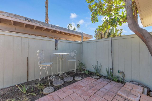 69774 Papaya Lane, Cathedral City, CA 92234