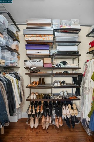 372 Falcon Crest Dr, Lompoc, CA 93436