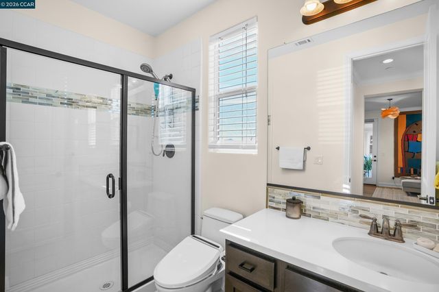 372 Falcon Crest Dr, Lompoc, CA 93436