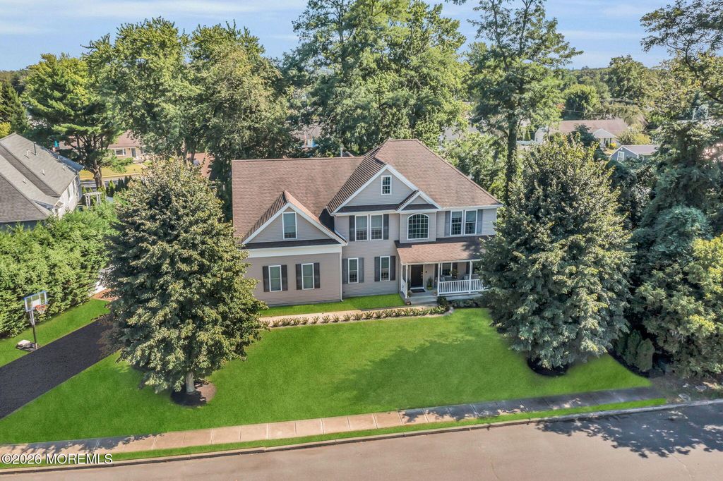 11 Standish Drive, Ocean Twp, NJ 07712