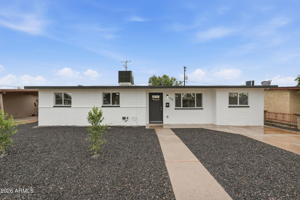 140 W SARAGOSA Street, Chandler, AZ 85225 — photo 2