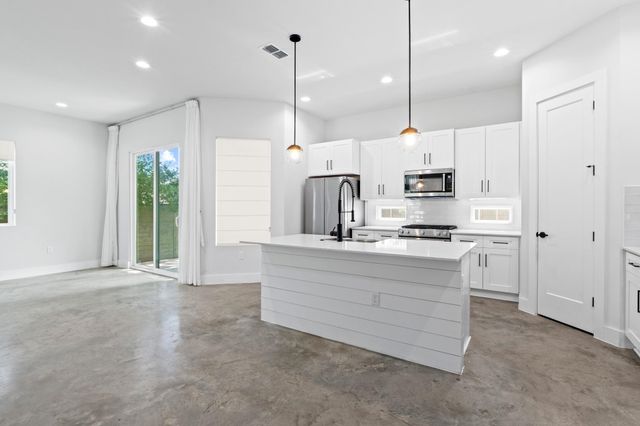 2007 Chestnut Ave 1, Austin, TX 78722