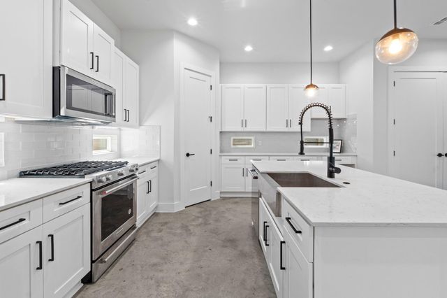 2007 Chestnut Ave 1, Austin, TX 78722