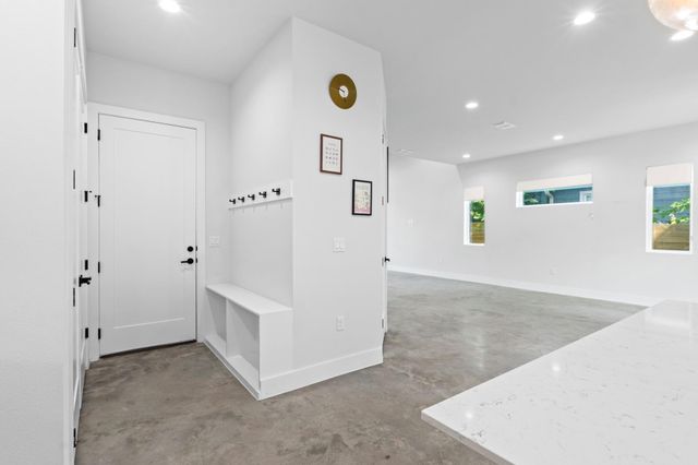 2007 Chestnut Ave 1, Austin, TX 78722