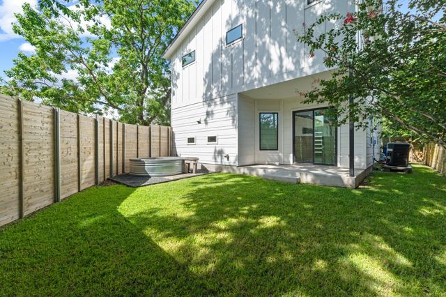 2007 Chestnut Ave 1, Austin, TX 78722