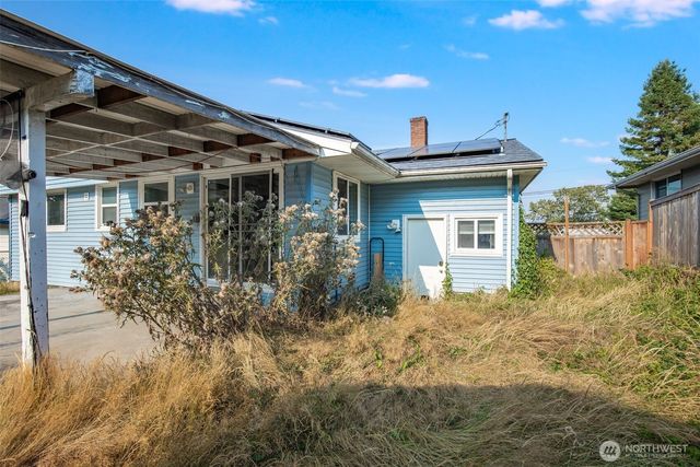 232 Bridgeway, Everett, WA 98201