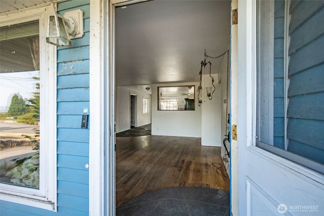 232 Bridgeway, Everett, WA 98201