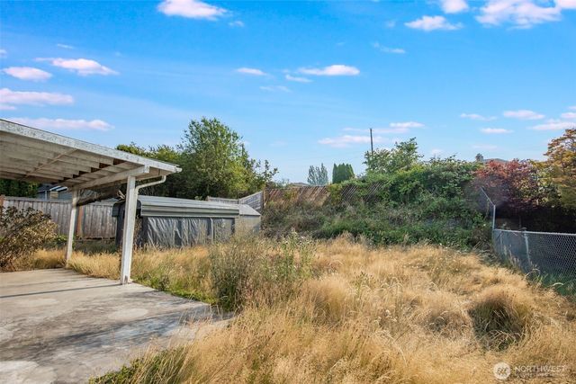 232 Bridgeway, Everett, WA 98201