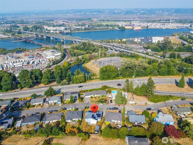 232 Bridgeway, Everett, WA 98201