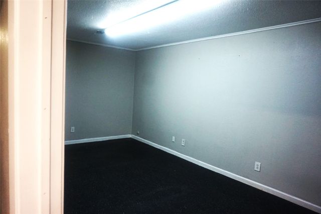 1110 S Armstrong Avenue, Denison, TX 75020