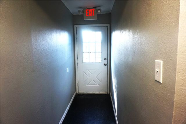 1110 S Armstrong Avenue, Denison, TX 75020