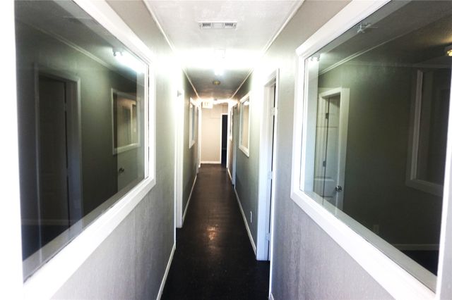 1110 S Armstrong Avenue, Denison, TX 75020