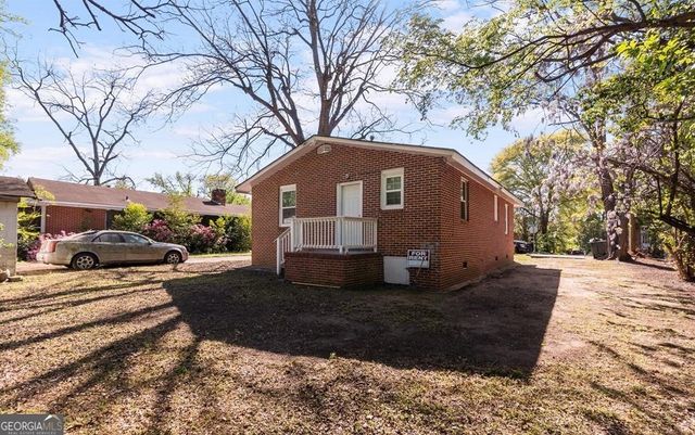 2164 Monroe Avenue, Macon, GA 31204