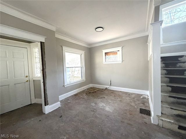 10106 Parmelee Avenue, Cleveland, OH 44108